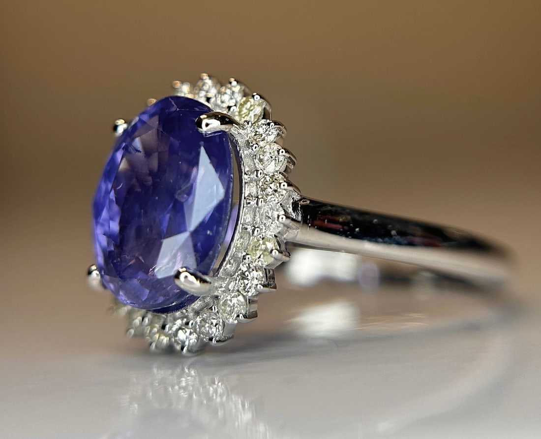 Unheated Untreated 3.87 CT Natural Ceylon Purple Sapphire Diamonds & 18k Gold - 9