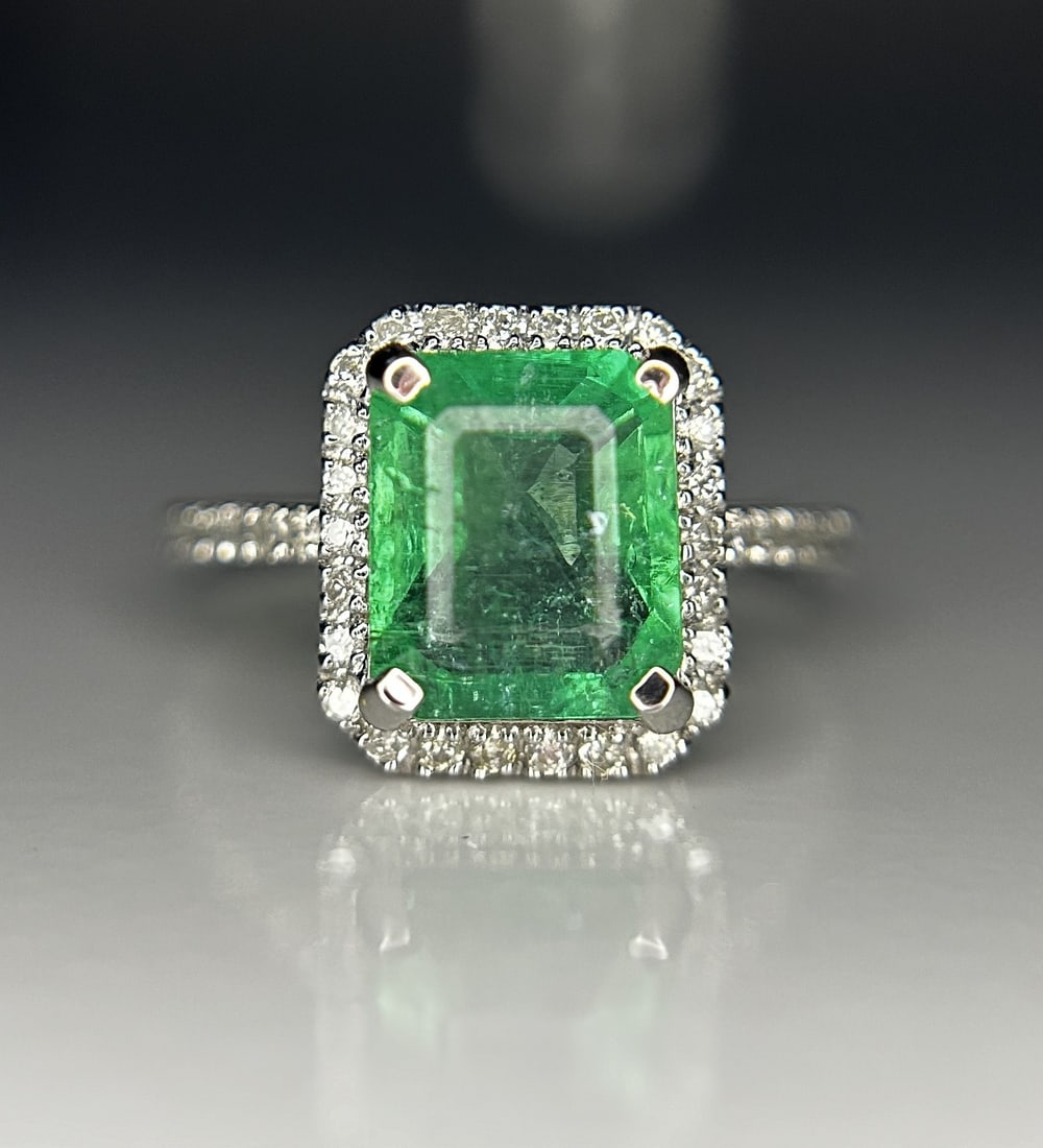 Beautiful 2.59ct Natural Columbian Emerald With Natural Diamonds & 18k Gold - 7