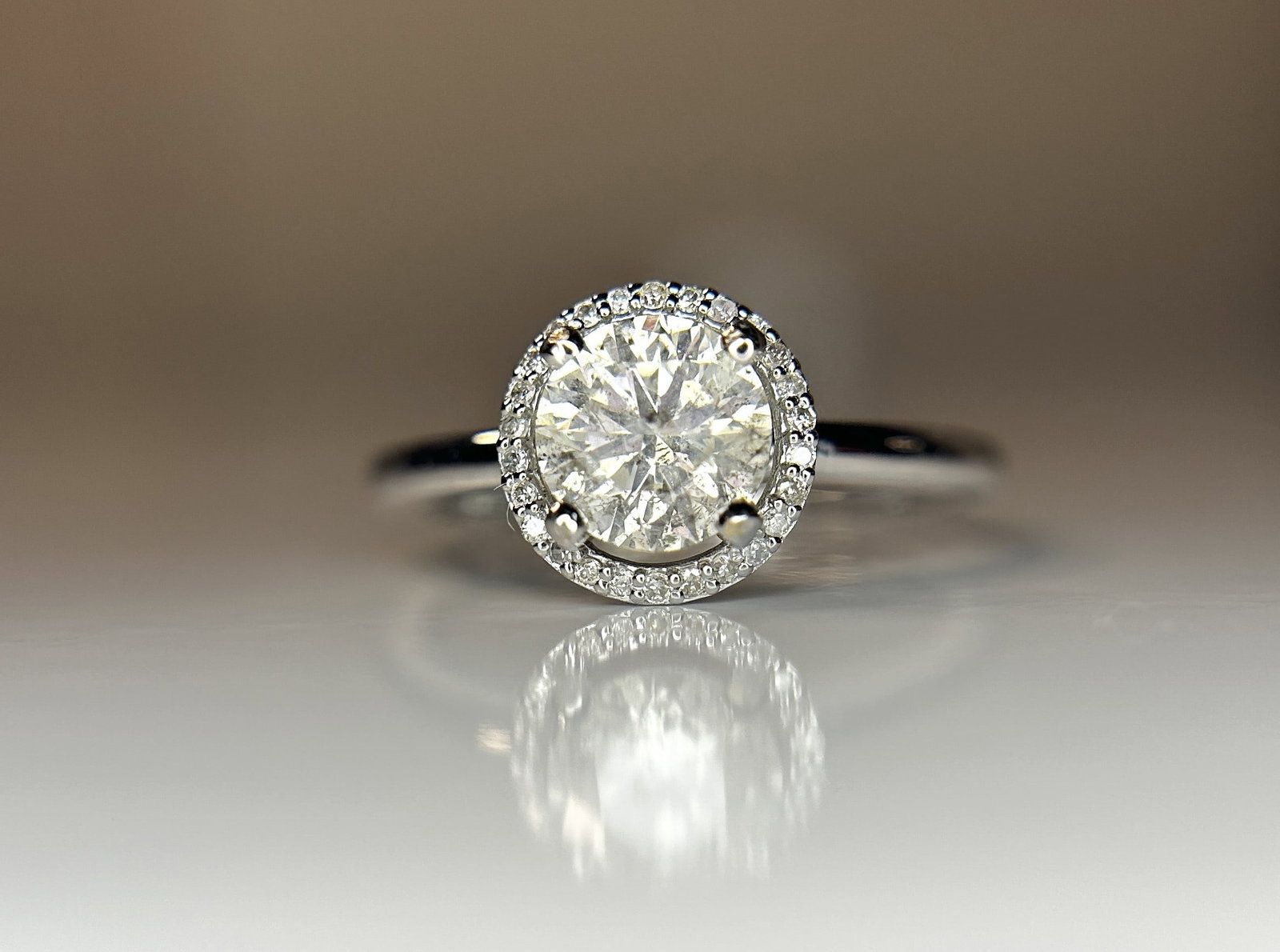 Beautiful 1.11ct Untreated Natural Solitaire Diamond & 18k Gold - 2