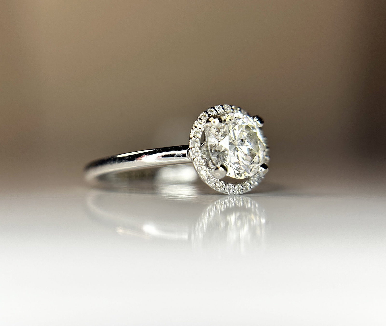 Beautiful 1.11ct Untreated Natural Solitaire Diamond & 18k Gold - 4