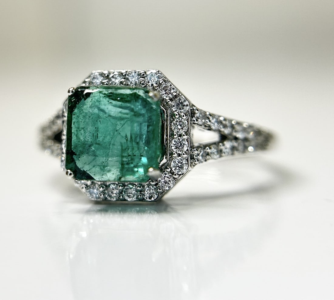 Beautiful 1.64 CT Natural Emerald Ring With Natural Diamonds & Platinum 950 - 2