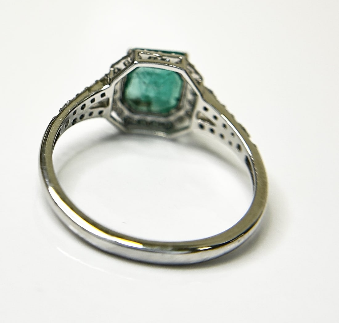 Beautiful 1.64 CT Natural Emerald Ring With Natural Diamonds & Platinum 950 - 5