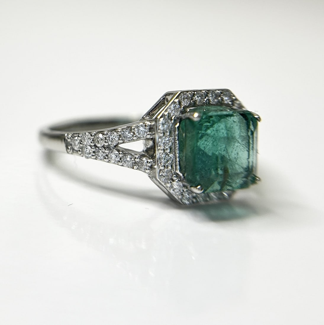 Beautiful 1.64 CT Natural Emerald Ring With Natural Diamonds & Platinum 950 - 6
