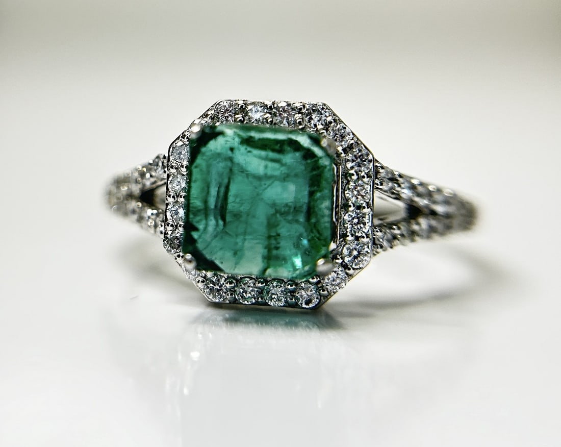 Beautiful 1.64 CT Natural Emerald Ring With Natural Diamonds & Platinum 950 - 7