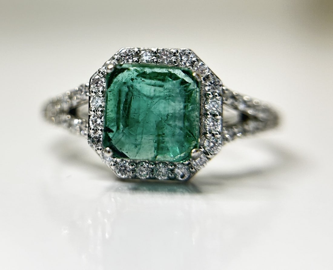 Beautiful 1.64 CT Natural Emerald Ring With Natural Diamonds & Platinum 950 - 8