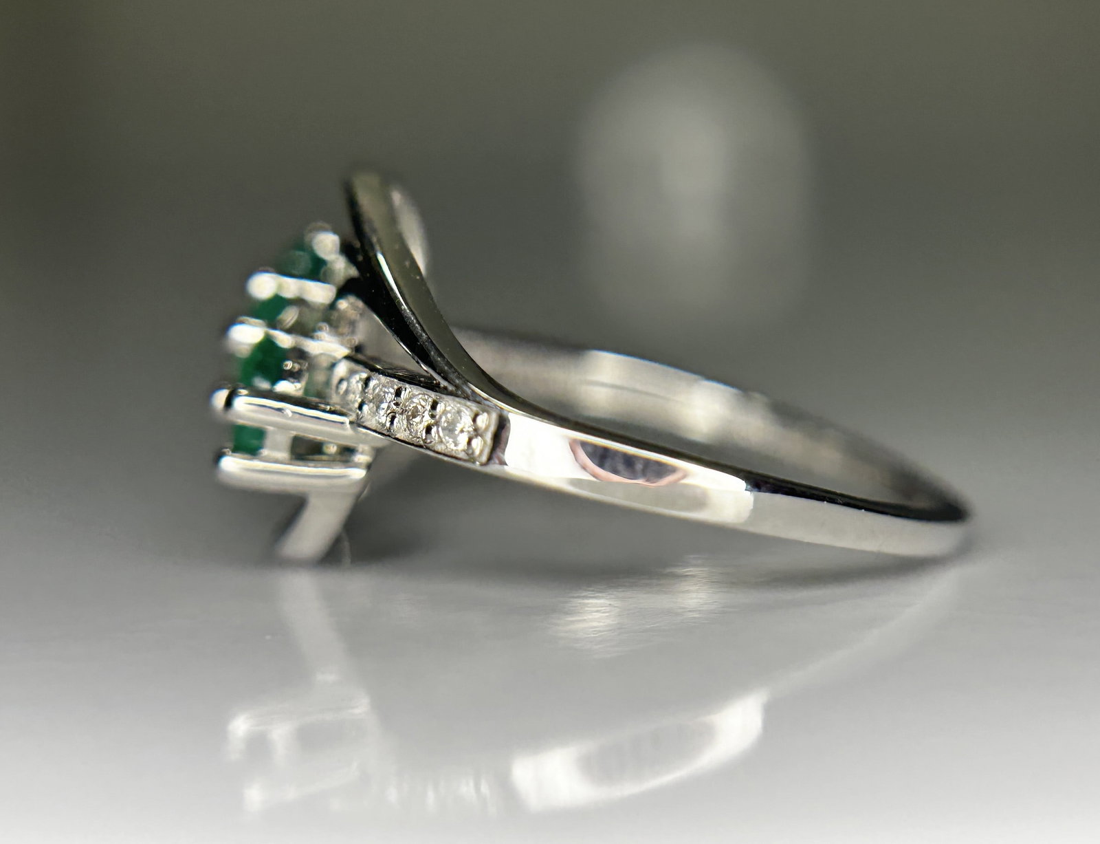 Beautiful 0.61Ct Natural Emerald Ring With Natural Diamonds & Platinum 950 - 4