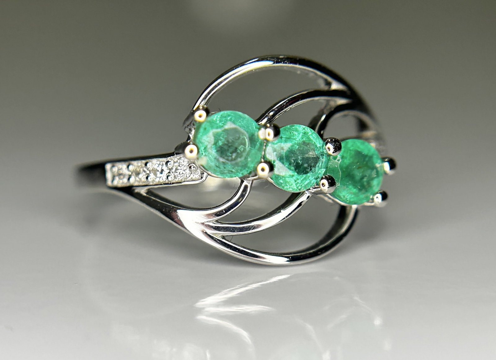 Beautiful 0.61Ct Natural Emerald Ring With Natural Diamonds & Platinum 950 - 7