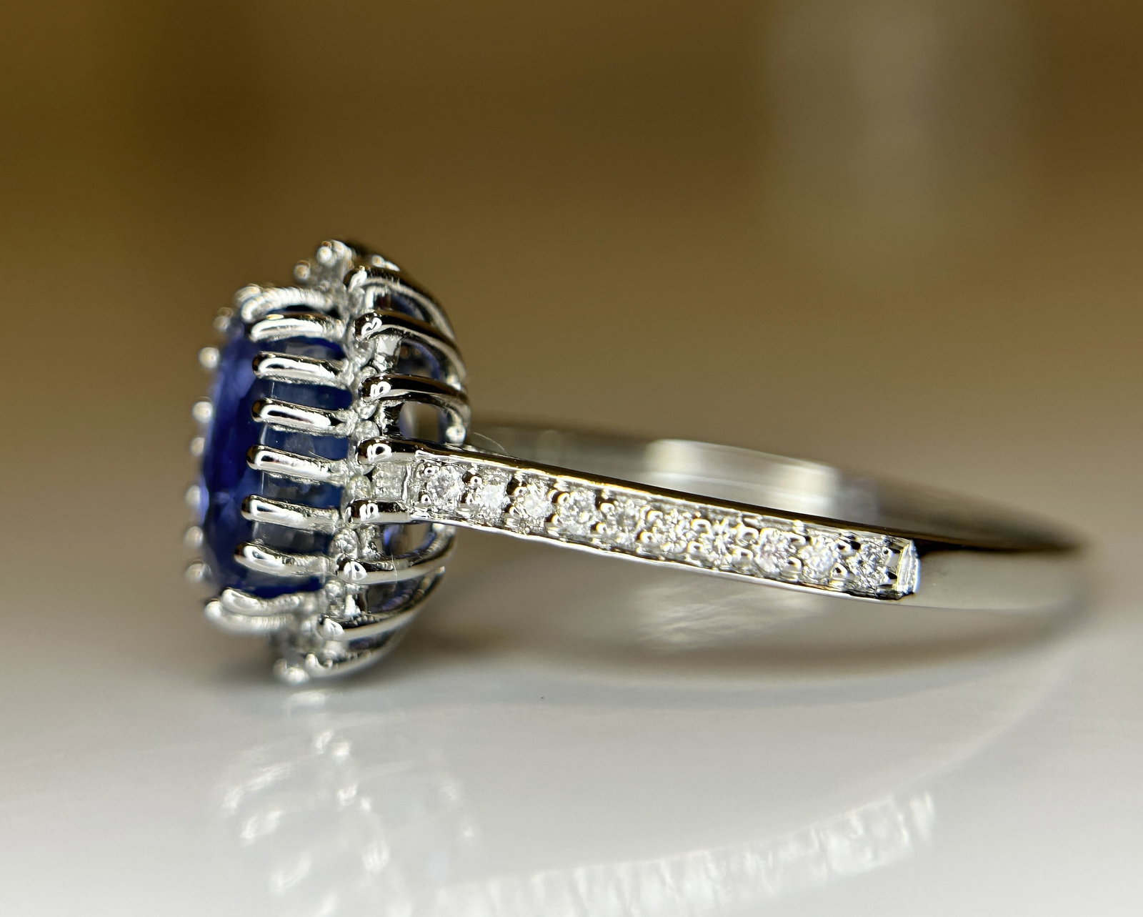 Beautiful 2.19 CT Unheated Burma Blue Sapphire Diamonds & 950 Platinum - 7