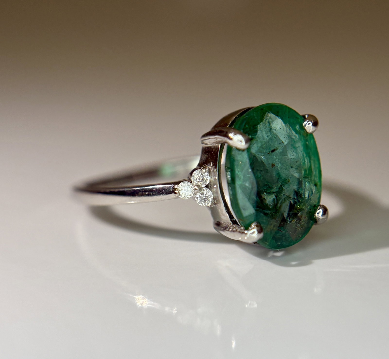 Beautiful 2.77 CT Natural Emerald Ring With Natural Diamonds & Platinum 950 - 12