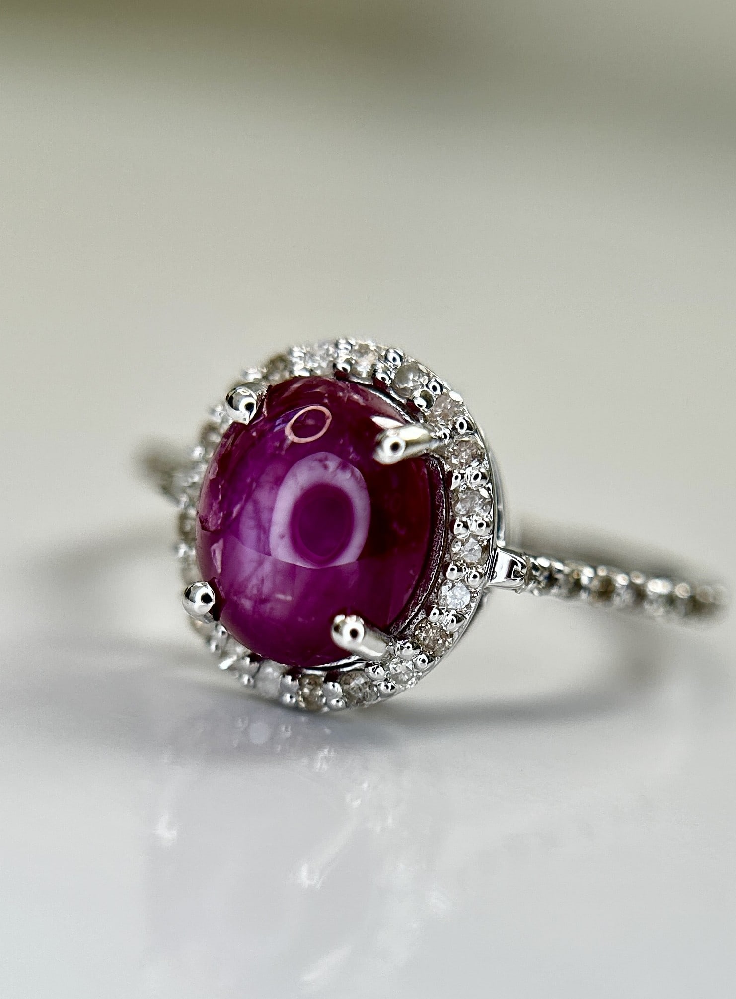 Natural Star Ruby Ring 2.71ct With Natural Diamonds & 18k Gold - 4
