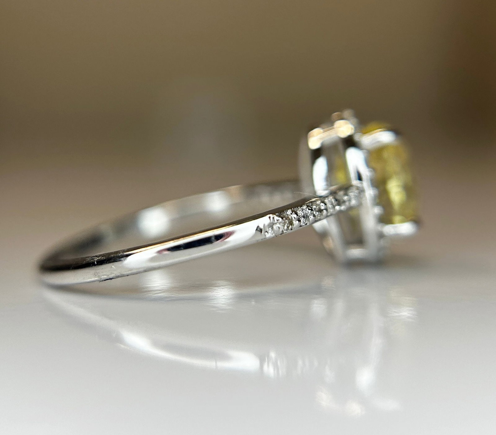 Beautiful Unheated Untreated Natural Ceylon Yellow Sapphire Diamonds & 18k Gold - 4