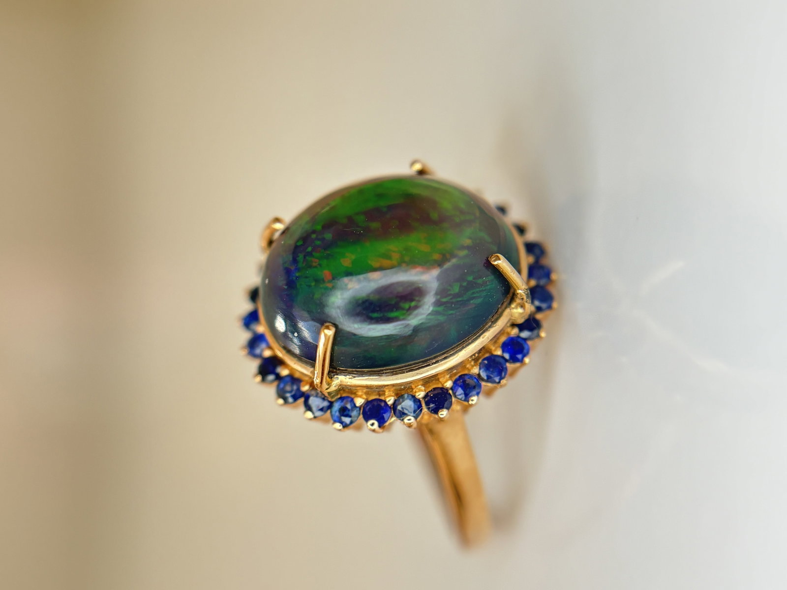 Beautiful Natural 3.40Ct Black Opal Ring With Natural Blue Sapphire and 18k Gold - 11