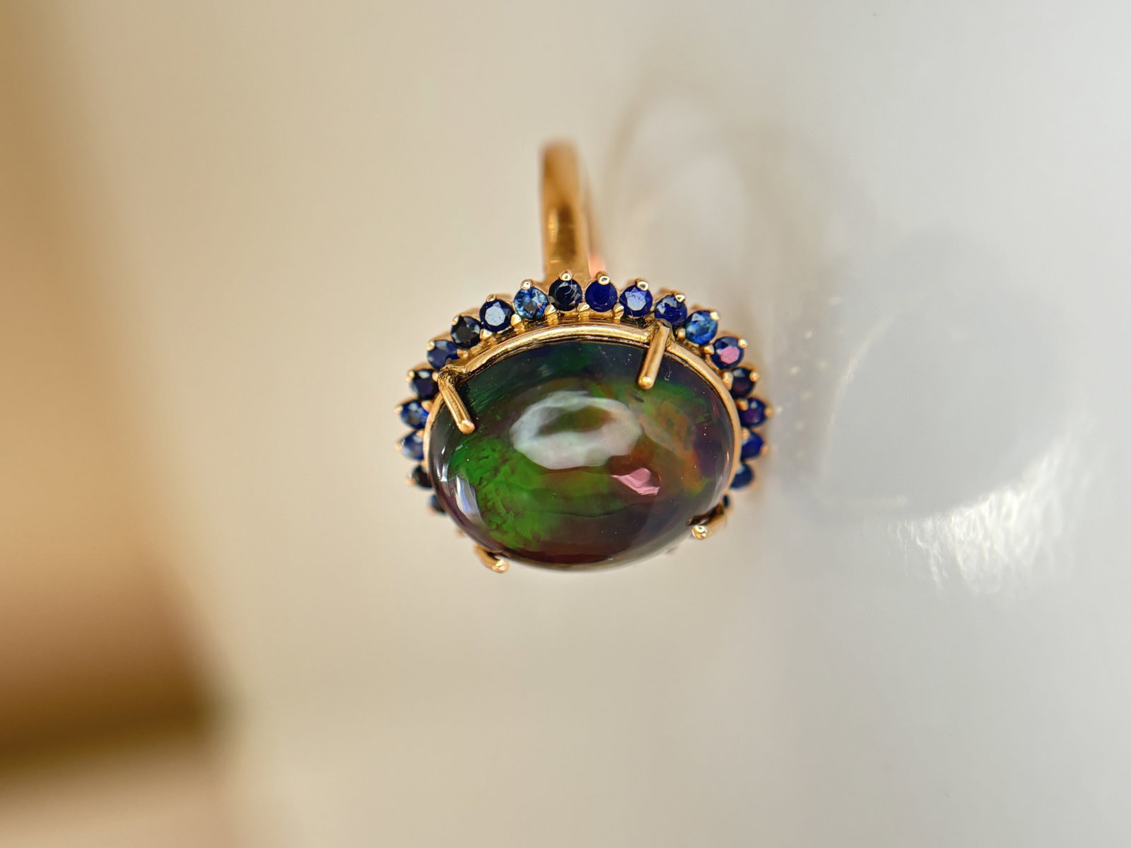 Beautiful Natural 3.40Ct Black Opal Ring With Natural Blue Sapphire and 18k Gold - 9