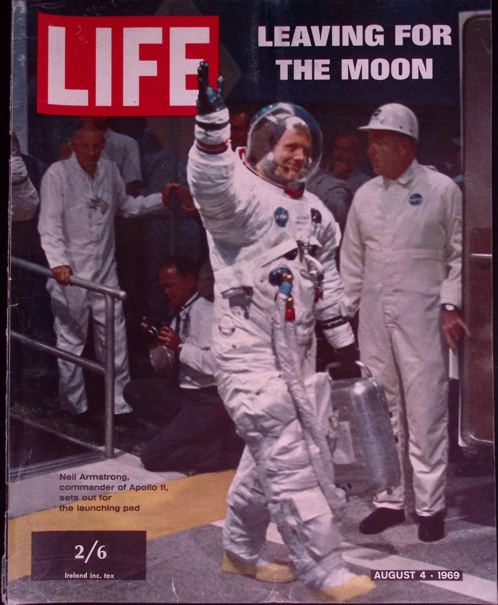 Apollo 11 Leaving For The Moon Landing 1969 Special Life Magazine. (1 of 7)