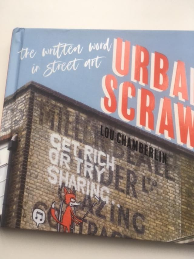 Urban Scrawl - The Written Word On Street Art, Lou Chamberlin, Hardback, Street 1st Edition, 201...: Title: Urban Scrawl - The Written Word On Street Art, Lou Chamberlin, Hardback, Street 1st Edition, 2018 Description: URBAN SCRAWL- The Written Word on Street Art, Lou Chamberlin, Hardback, 1st