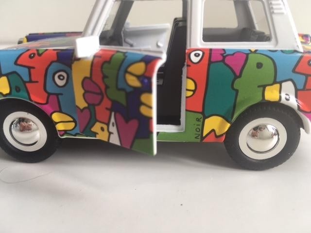 Thierry Noir (b.1958) ‘Heads’ Berlin Trabant Car In Colours By Thierry Noir, 1994, Sold  - 9