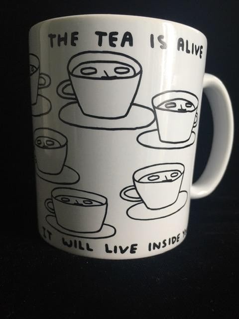 David Shrigley OBE (b 1968) ‘The Tea Is Alive’ Tea / Coffee Mug, Editioned, 2021 - 10