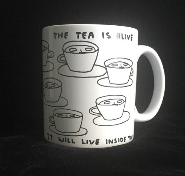 David Shrigley OBE (b 1968) ‘The Tea Is Alive’ Tea / Coffee Mug, Editioned, 2021 - 13