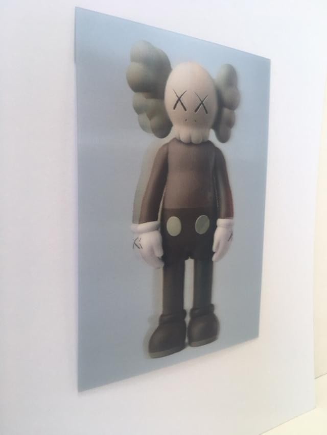 Kaws (b.1974) Import, 3D Lenticular Image Flayed Companion In Brown, Exhibition At NGV, Framed, 2... - 7