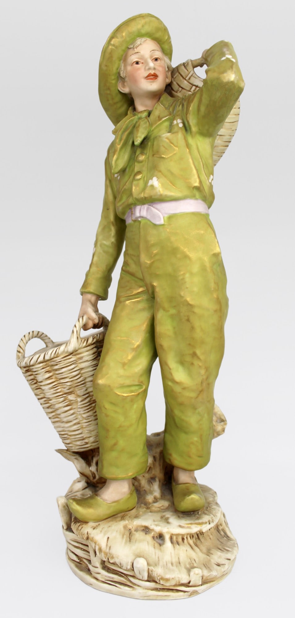 Antique Royal Dux Bohemia Figure Model 1009 circa 1910 (1 of 1)
