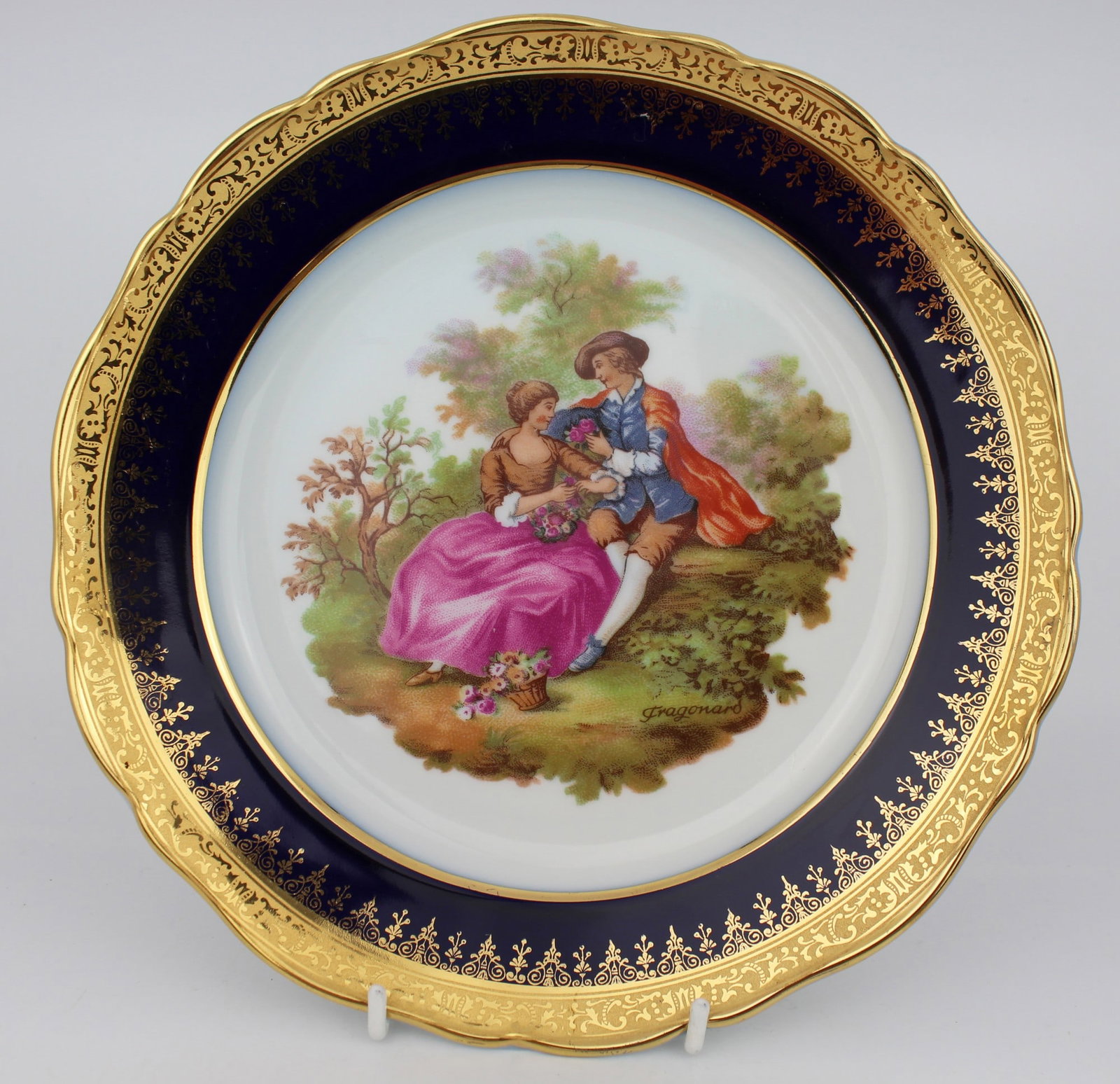 Collection of 3 Pieces of Limoges: Title: Collection of 3 Pieces of Limoges Description: Collection of 3 Pieces of Limoges Condition: Used Delivery option: Collection & Delivery Location: WR1 Category: Antiques