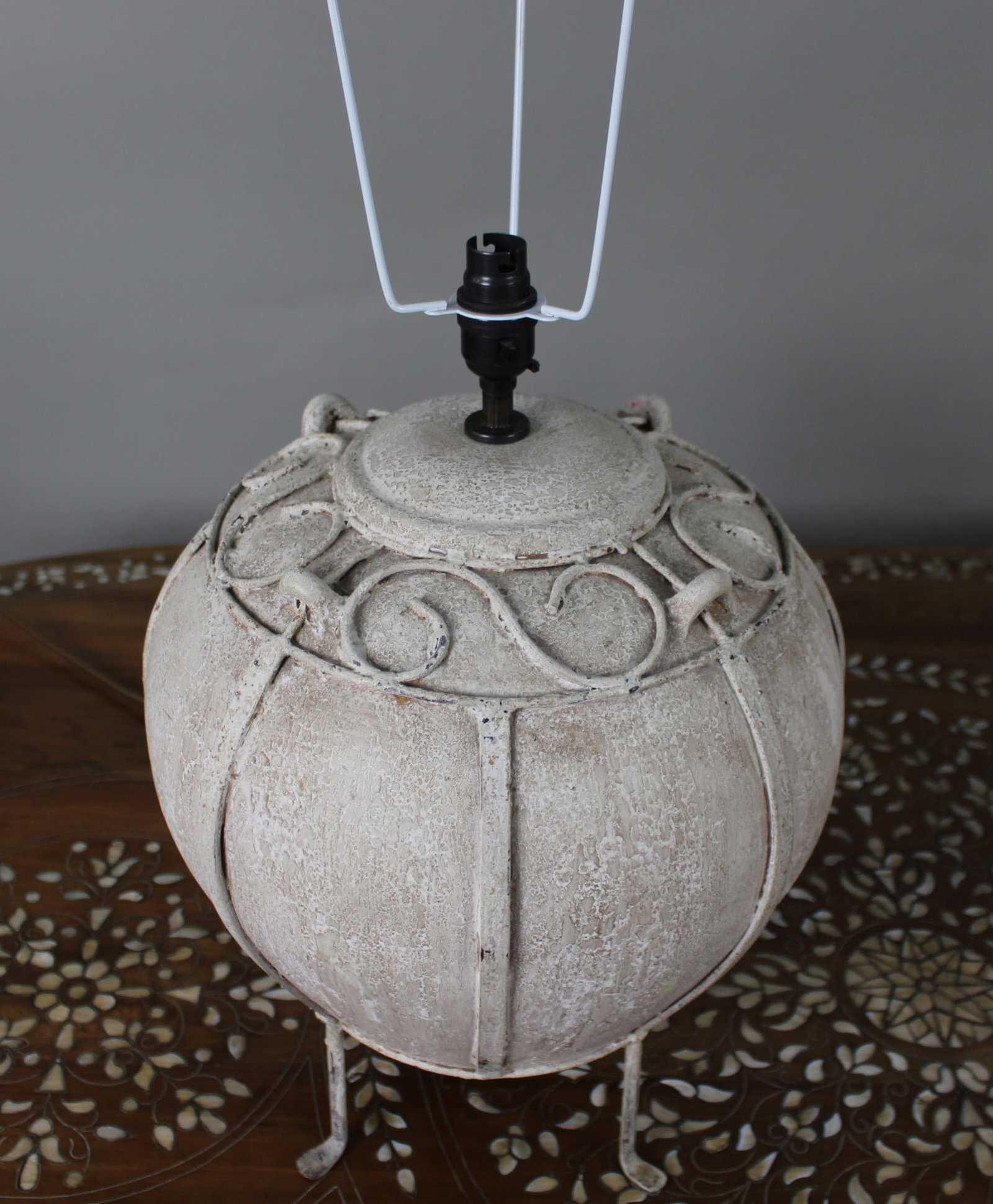 Pair of Large Decorative Faux Stone Table Lamps - 2