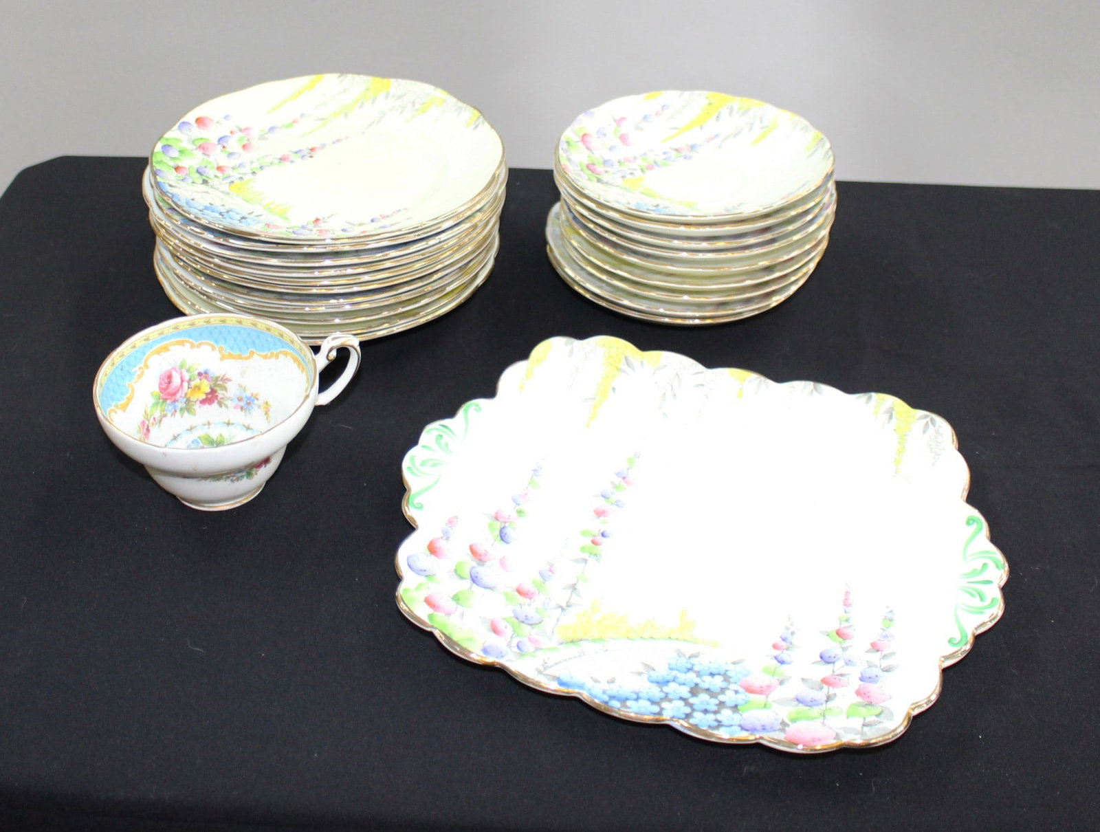 Collection of Foley China: Title: Collection of Foley China Description: Collection of Foley China Condition: Used Delivery option: Collection & Delivery Location: WR1 Category: Antiques