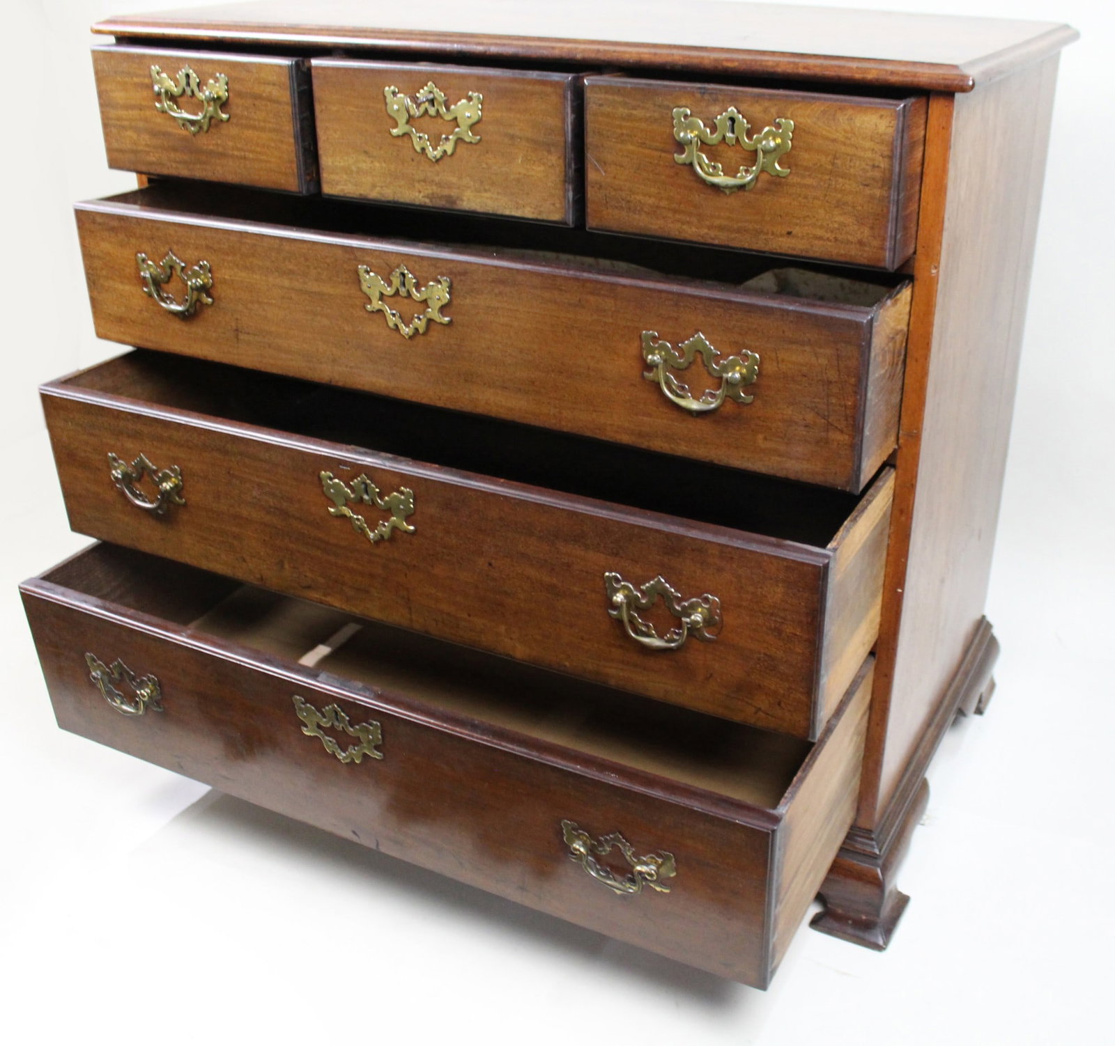 Antique 18th c. George III Mahogany Chest of Drawers - 2