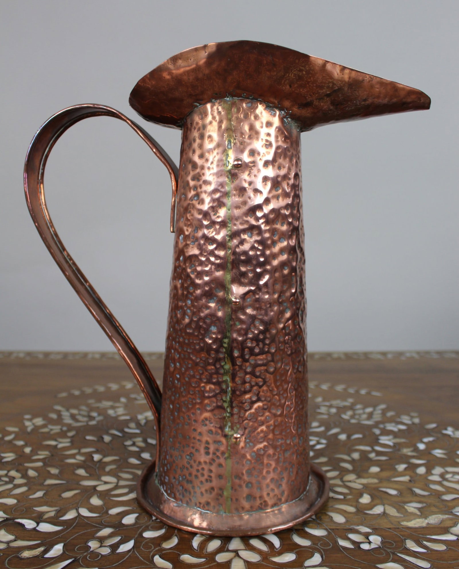 Large Arts & Crafts Hammered Copper Jug, c.1900 (1 of 8)