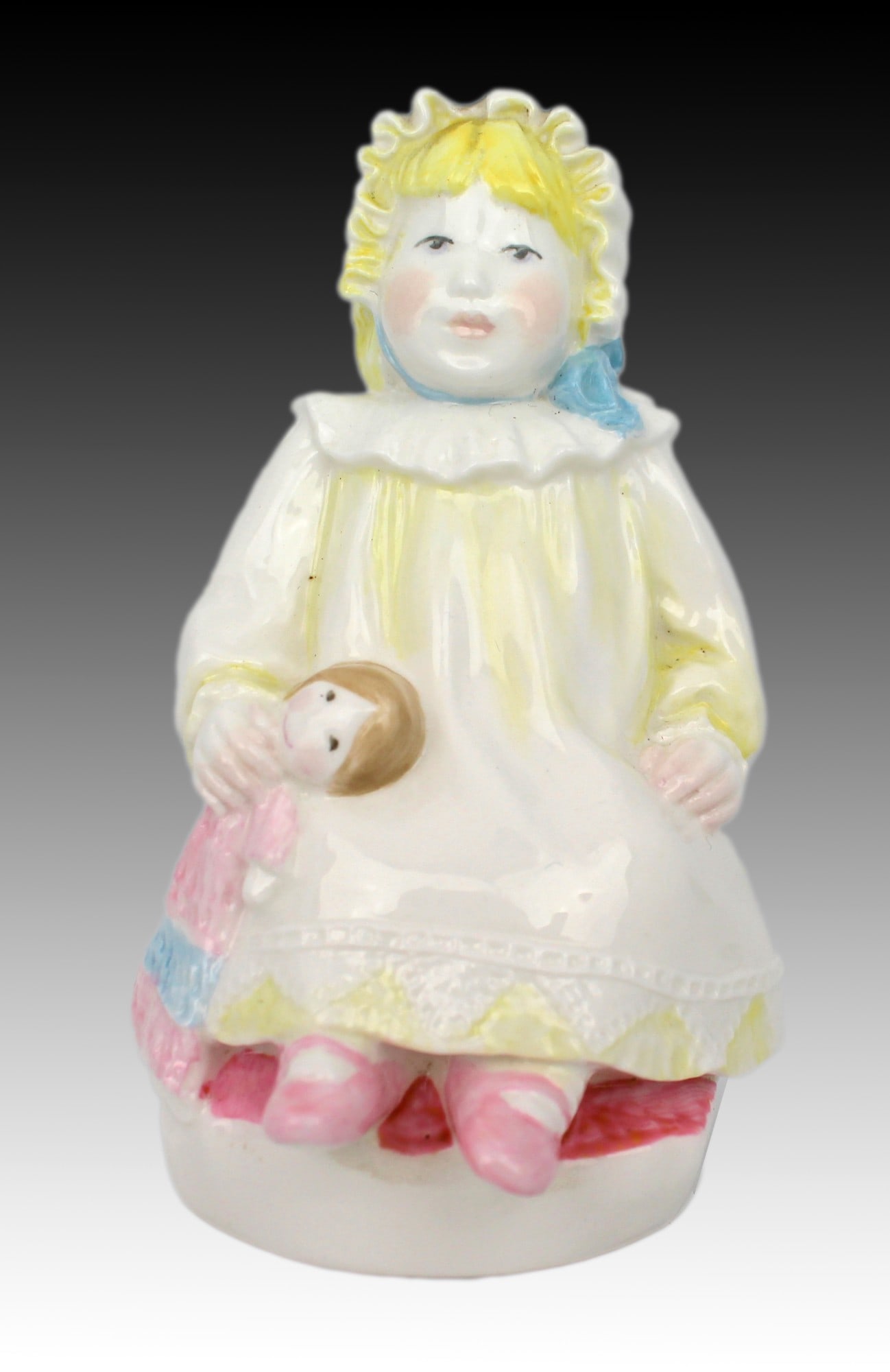 Albany Figurine Janie: Title: Albany Figurine Janie Description: Albany Figurine Janie. Porcelain. Vintage late 20th century. Albany of England. Measures 5.5 x 6 x 9 (height) cm. Condition: Used Delivery option: Collection