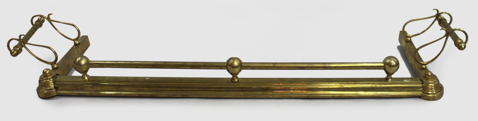 Antique Brass Fire Fender with Outswept Fire Iron Rests (1 of 4)