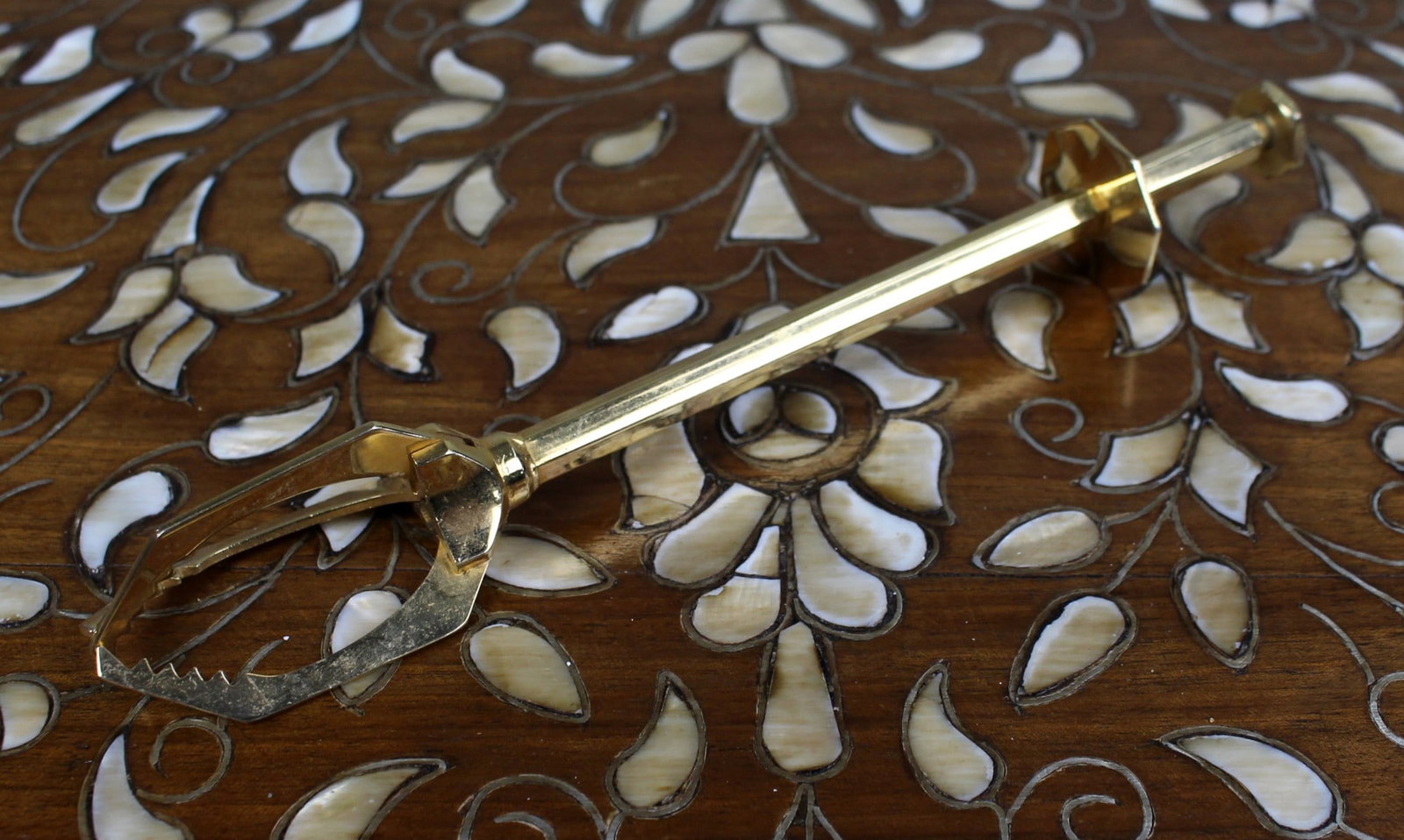 Vintage French Gold Plated Spring Action Sugar/Olive/Ice Nips (1 of 3)