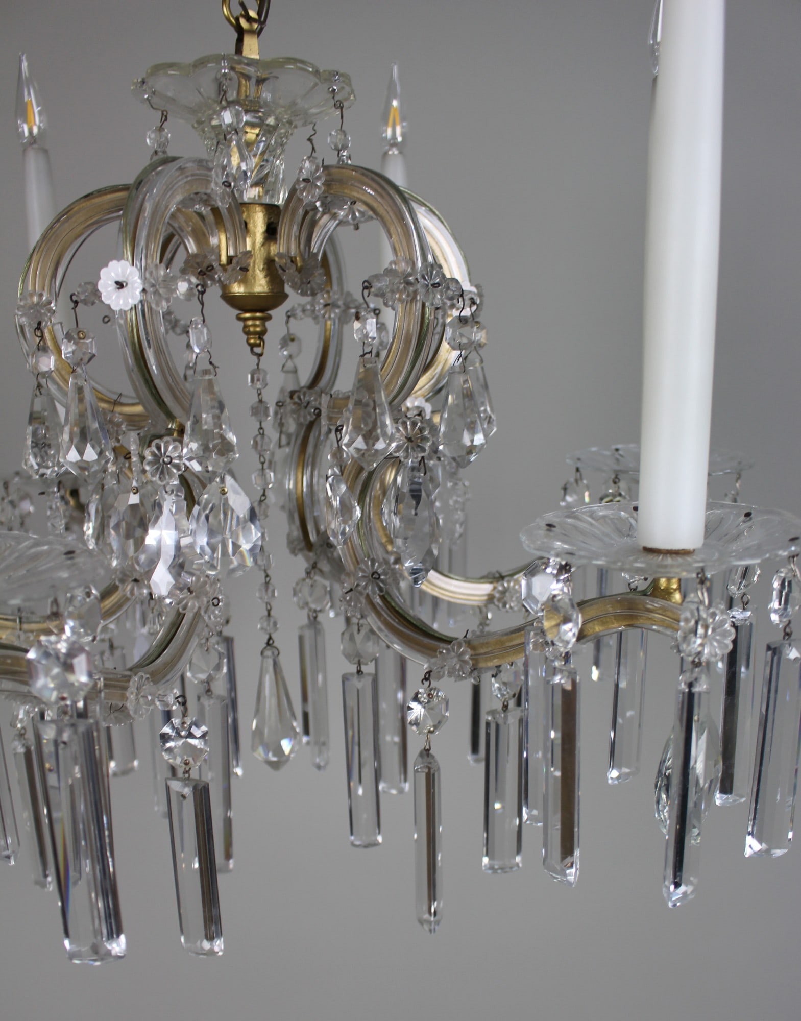 Suite of 3 Fine Cut Glass Crystal Chandeliers 1 Large & Pair - 9