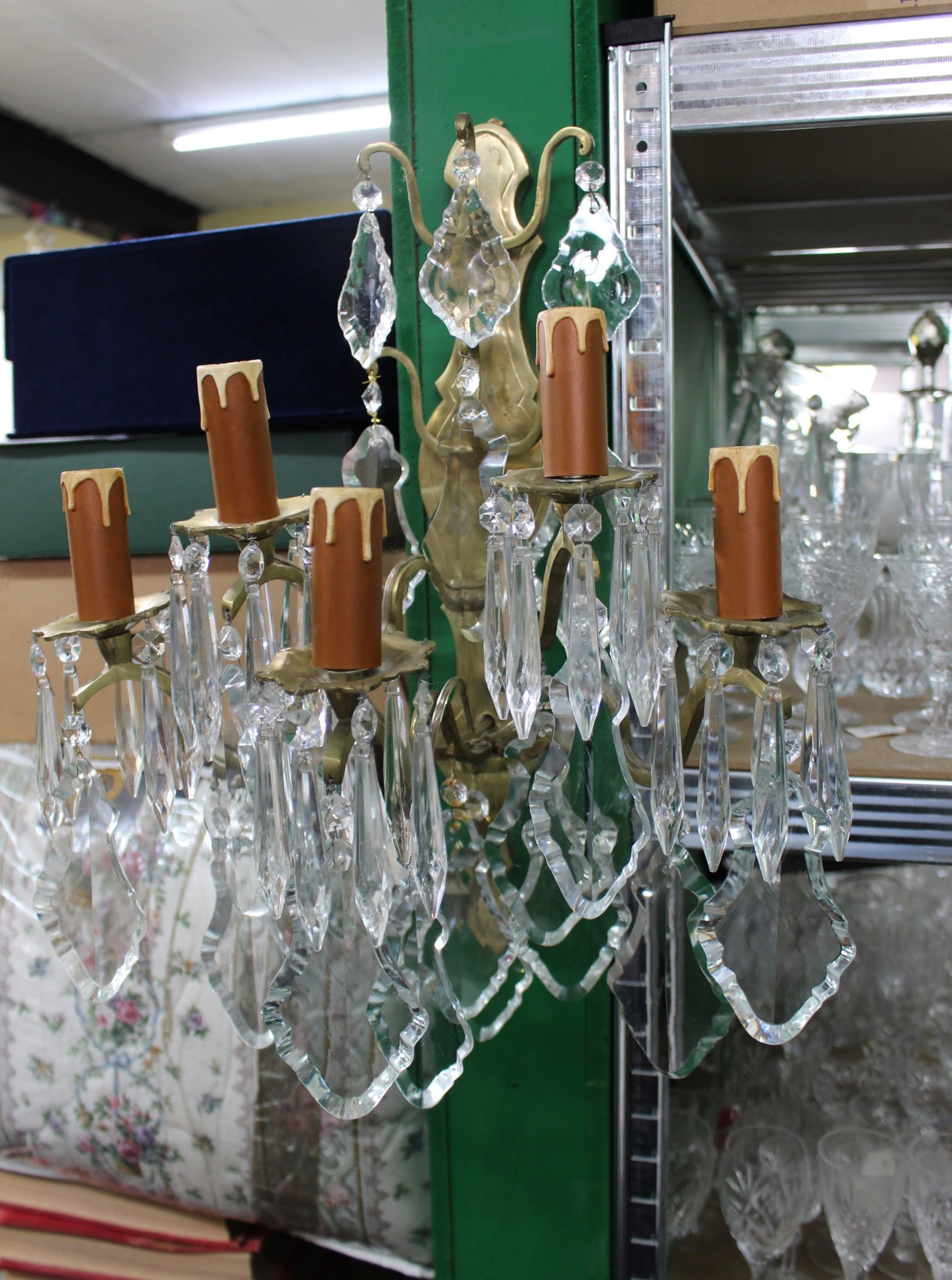 Pair of Fine Louis XV Style French Brass and Cut Crystal Wall Lights (1 of 6)