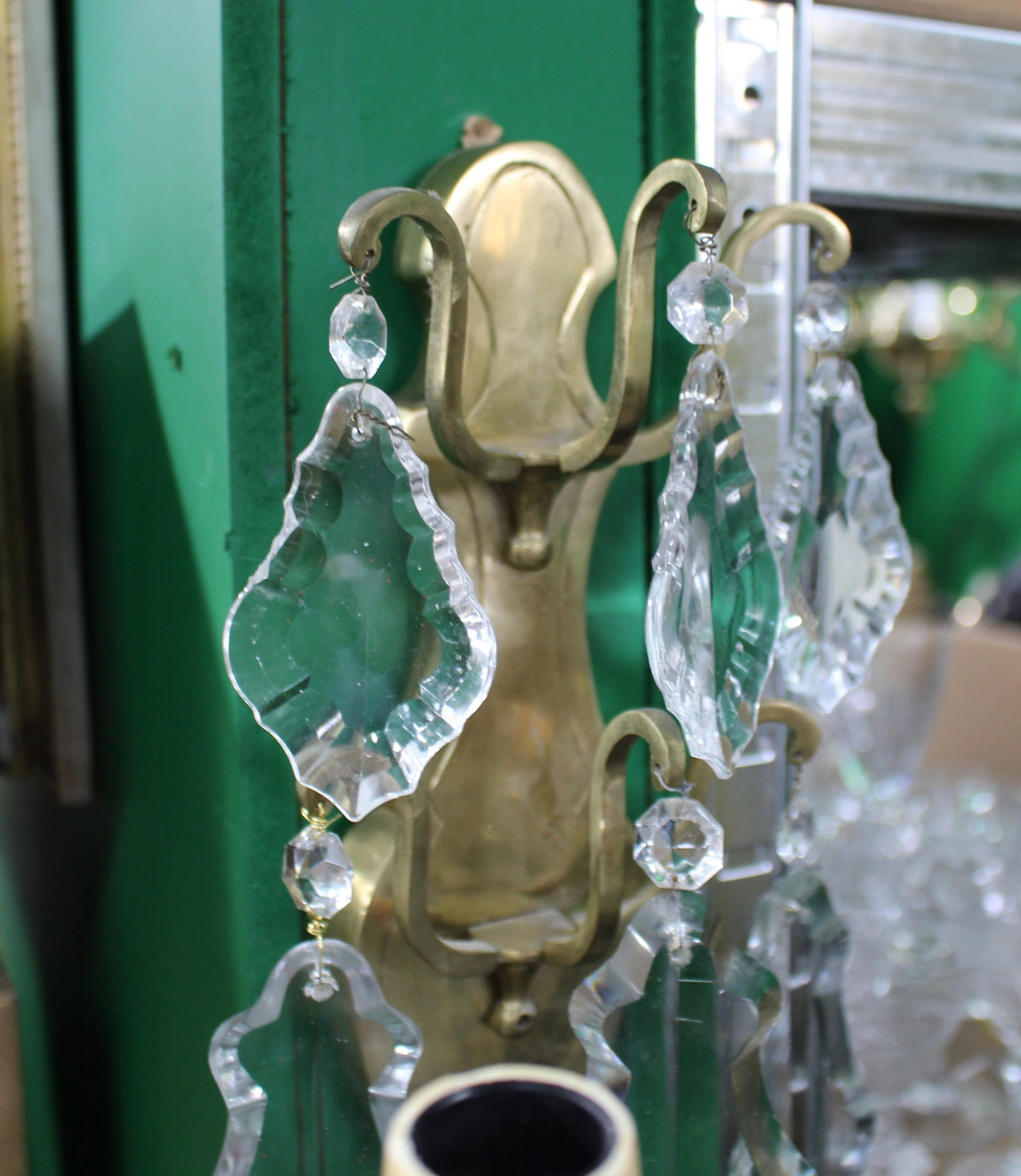 Pair of Fine Louis XV Style French Brass and Cut Crystal Wall Lights - 5