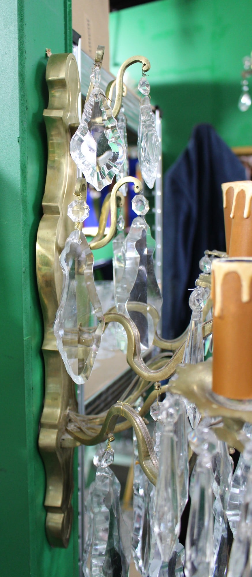 Pair of Fine Louis XV Style French Brass and Cut Crystal Wall Lights - 6