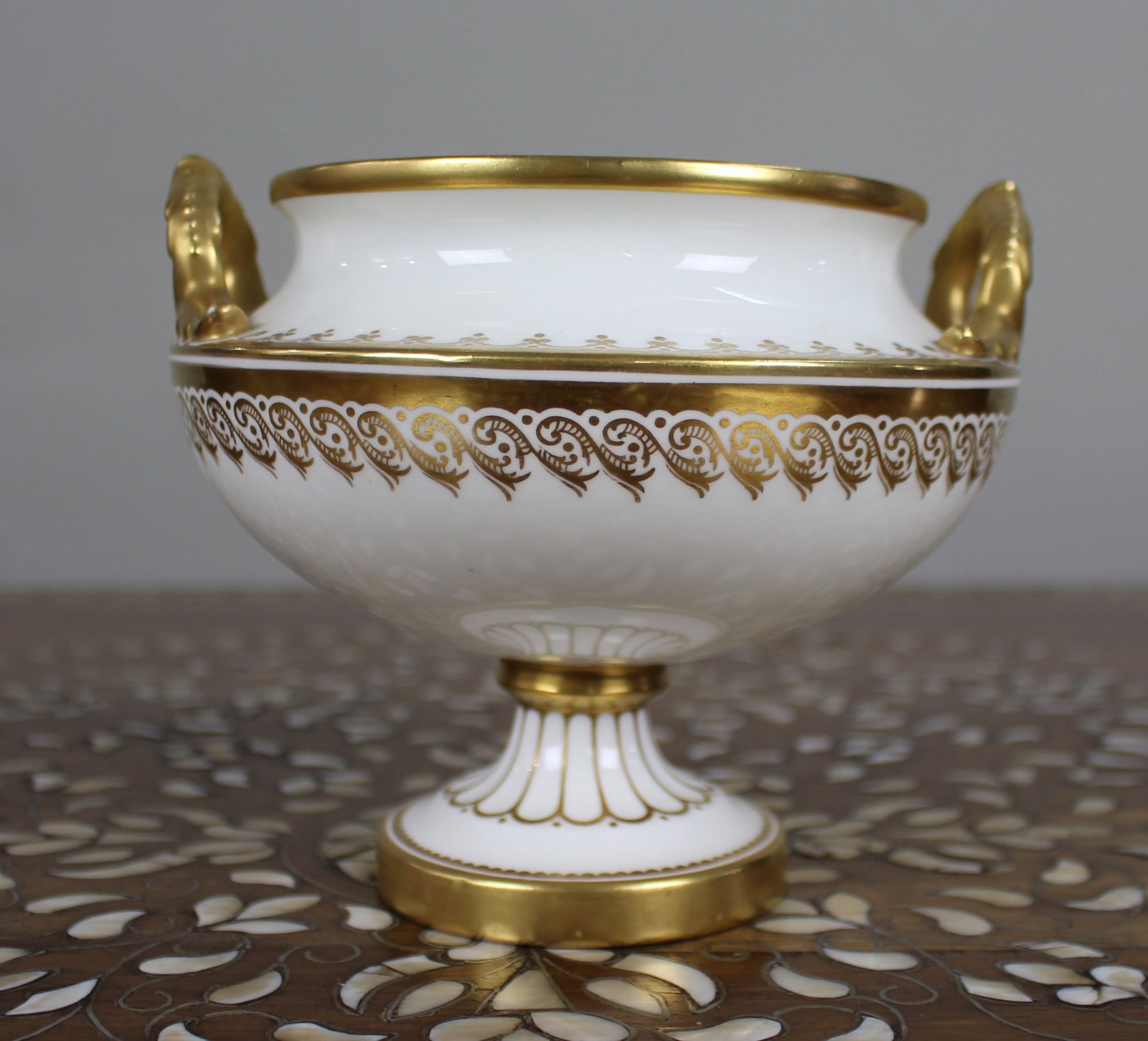 19th Century English White & Gilt Two-Handled Porcelain Urn - 10