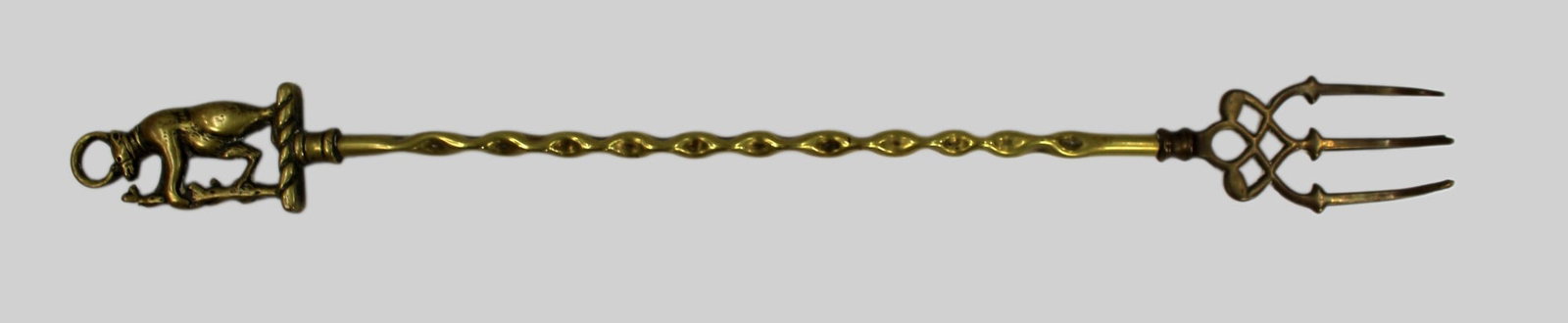 Antique Black Forest Brass Toasting Fork with Bear Handle – c.1900: Title: Antique Black Forest Brass Toasting Fork with Bear Handle – c.1900 Description: Antique Black Forest Brass Toasting Fork with Bear Handle – c.1900 A fine decorative brass toasting