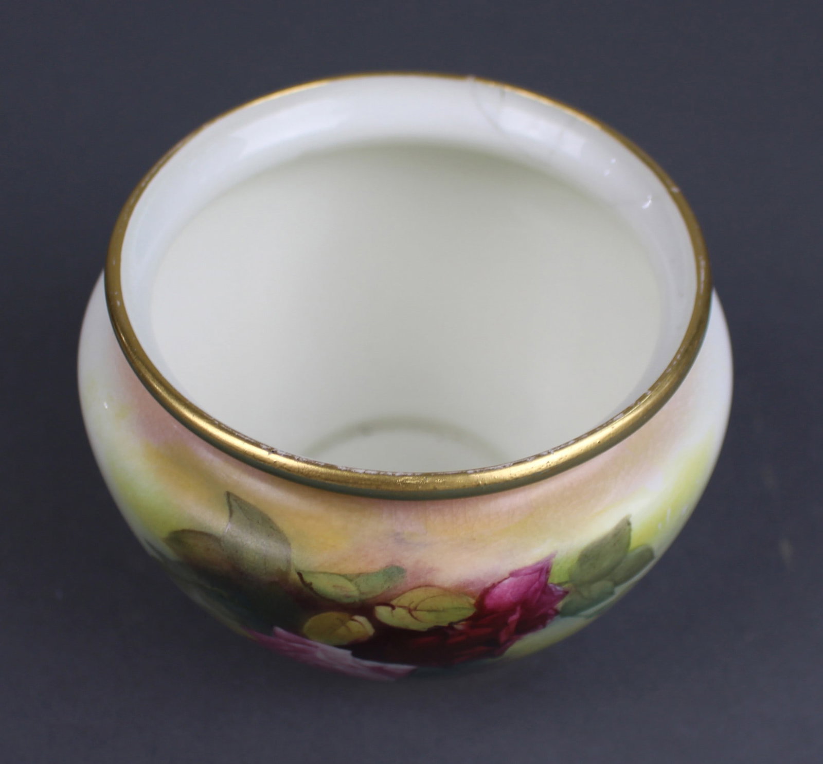 Antique Royal Worcester Hand-Painted Rose Vase – F132 (Date Code 1912) - 2