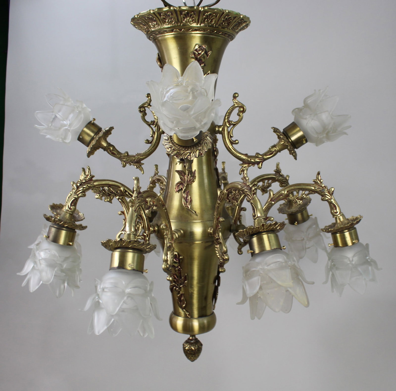 Vintage 12 Light French Brass Chandelier with Glass Shades - 2