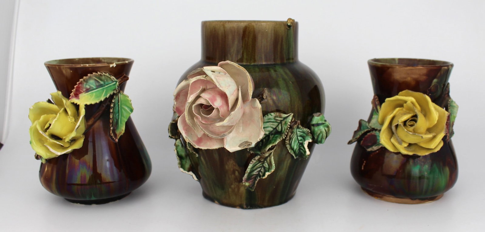 Set of 3 Decorative Victorian Floral Pottery Vases: Title: Set of 3 Decorative Victorian Floral Pottery Vases Description: Set of 3 Decorative Victorian Floral Pottery Vases. 1. Measures 16 x 13 x 16 (height) cm. Measures 9 x 9 x 12 (height) cm.