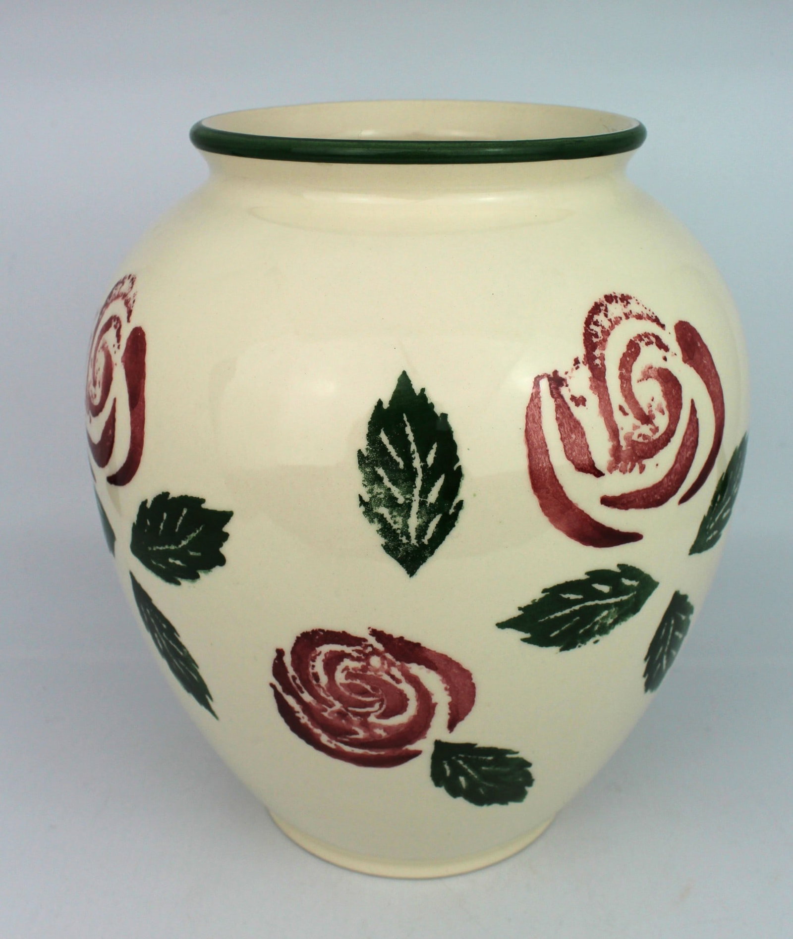 Contemporary Decorative Rose Vase - 2