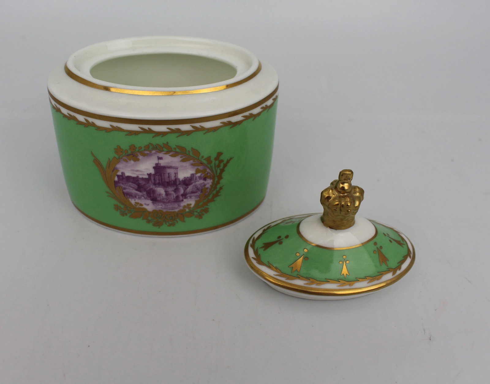 Royal Collection Windsor Castle Lidded Pot - 10