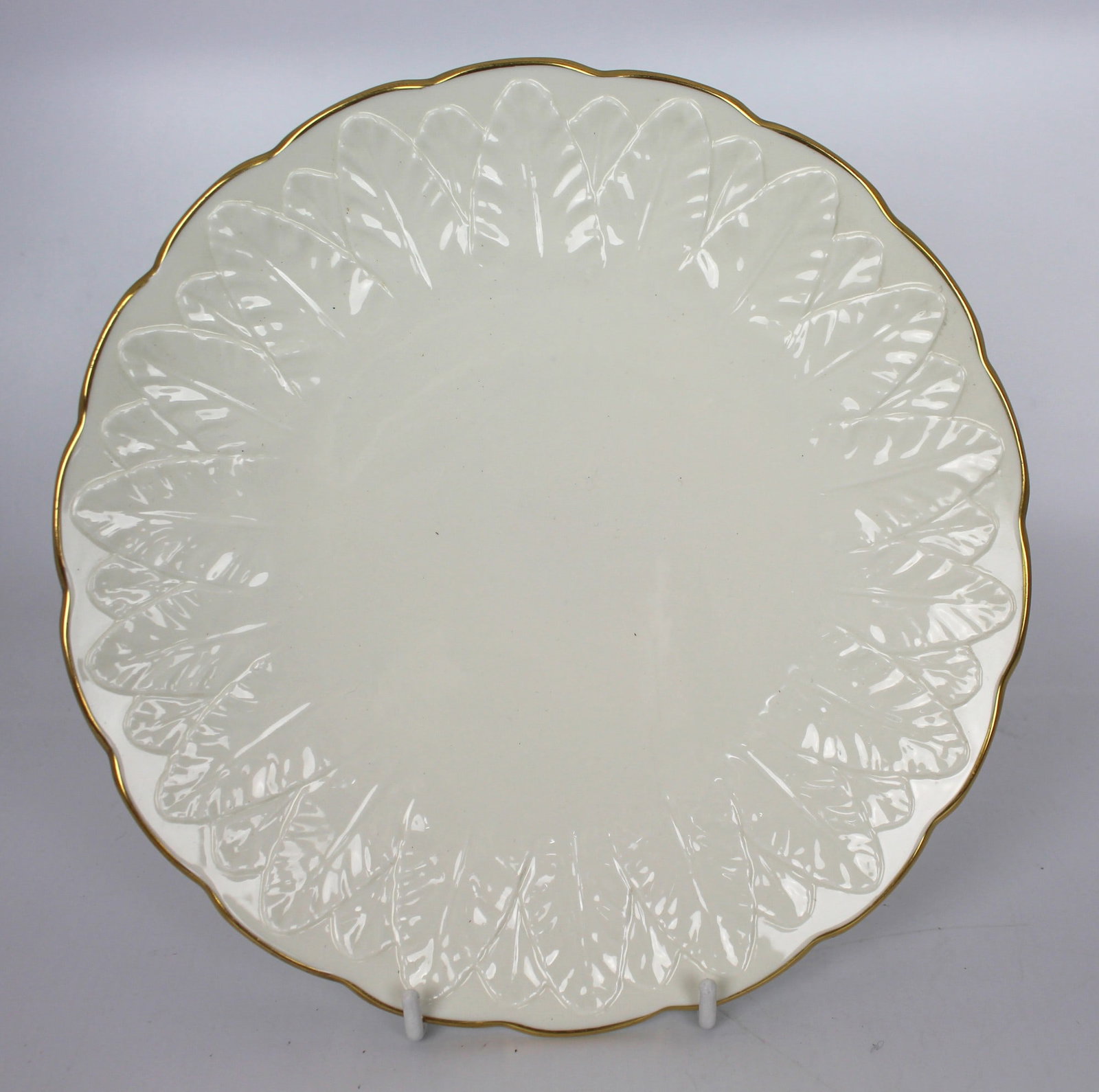 Pair of Royal Worcester Fern Leaf Plates - 2