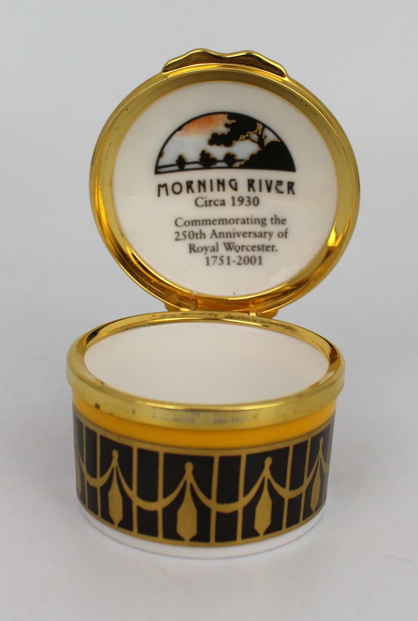 Royal Worcester The Connoisseur Collection Morning River Trinket Box - 4