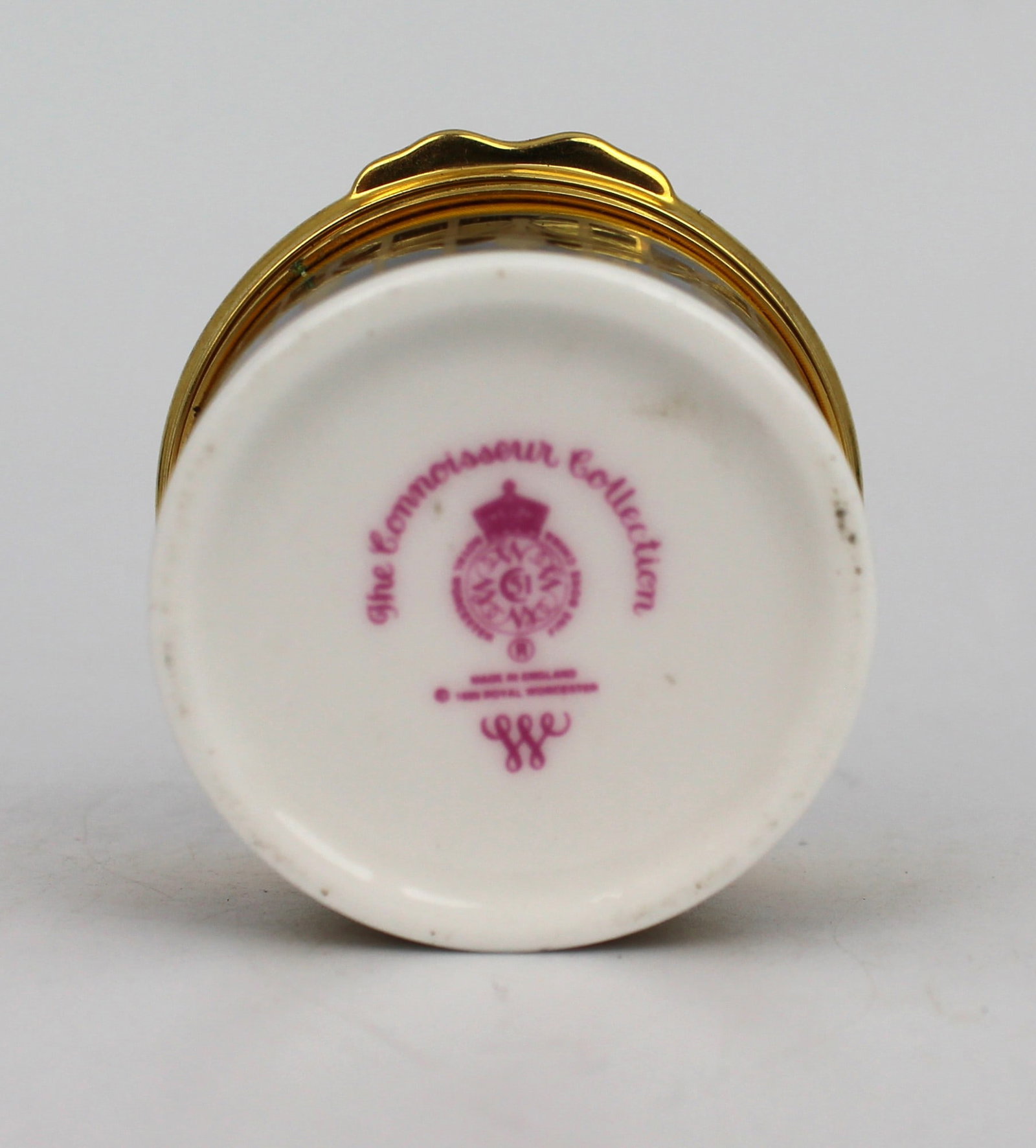 Royal Worcester The Connoisseur Collection Morning River Trinket Box - 5