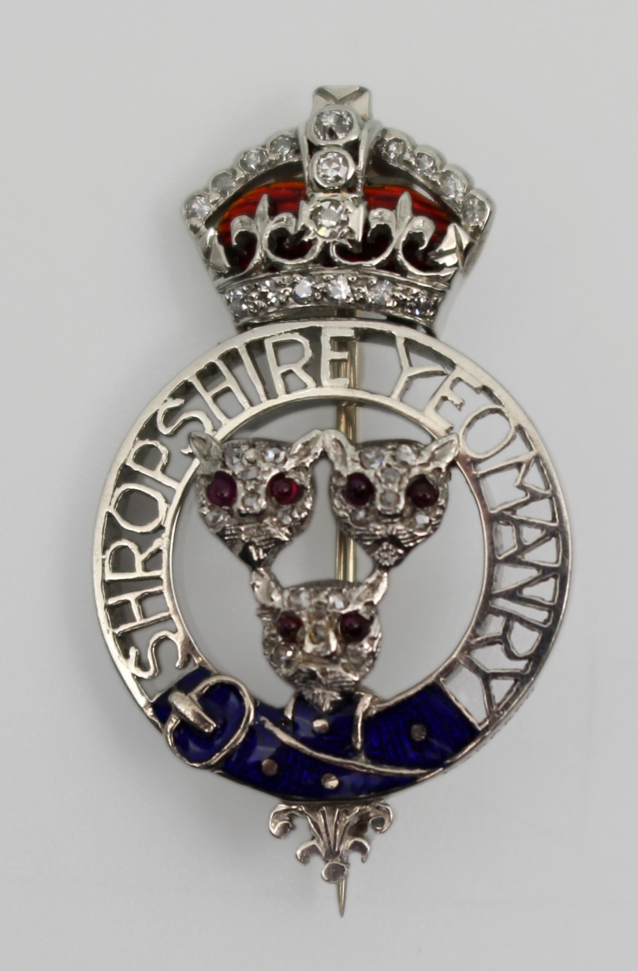 Fine Shropshire Yeomanry Sweetheart Brooch by Garrard – Gold, Enamel, Ruby Eyes - 3