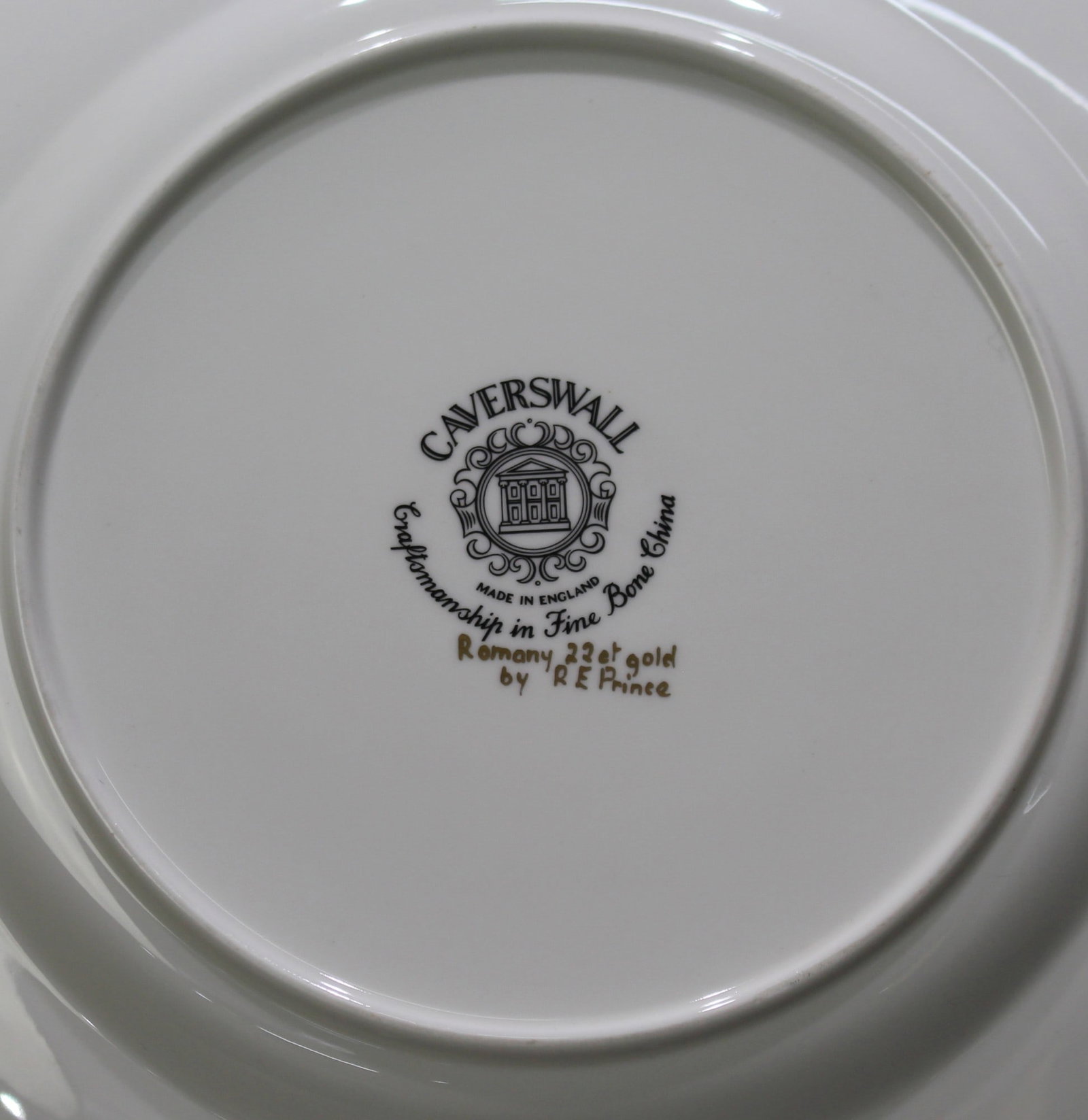 Caverswall Romany 22ct Gold Cabinet Plate - 7