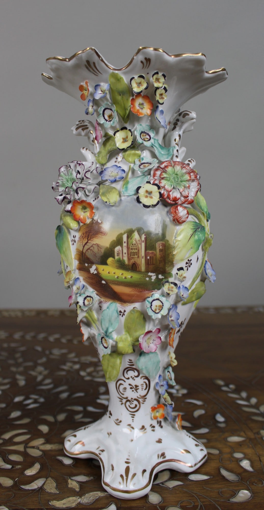 Garniture of Three English Flower-Encrusted Porcelain Vases, c.1850 (probably Samuel Alcock & Co.... - 13
