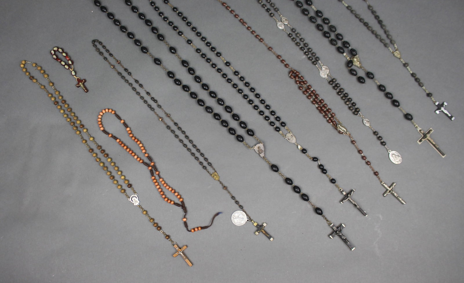 Collection of 10 Vintage Catholic Rosaries - 8